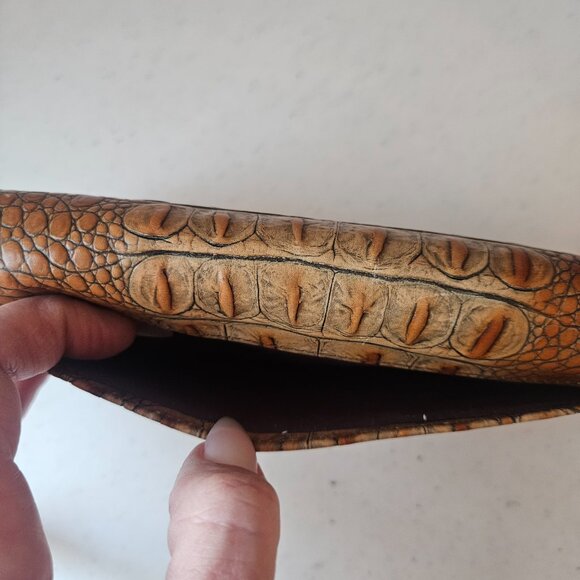 NWOT Brahmin Fold Over Wallet Almond Melbourne with snap closure - Picture 2 of 5